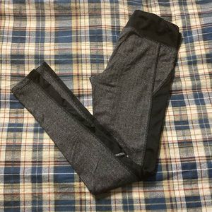 Chevron print athletic leggings